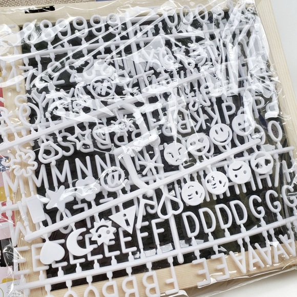 Felt message board - Picture 2 of 3